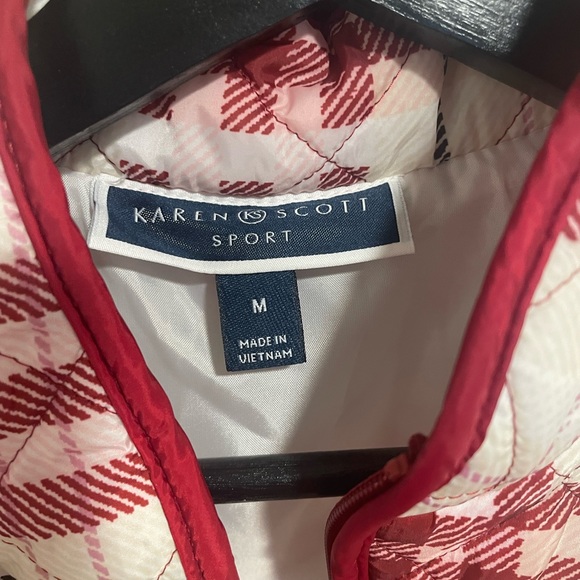 Karen Scott Plaid Vest - Picture 2 of 4